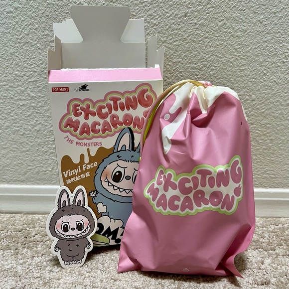 Brand New Authentic Labubu - Picture 6 of 10